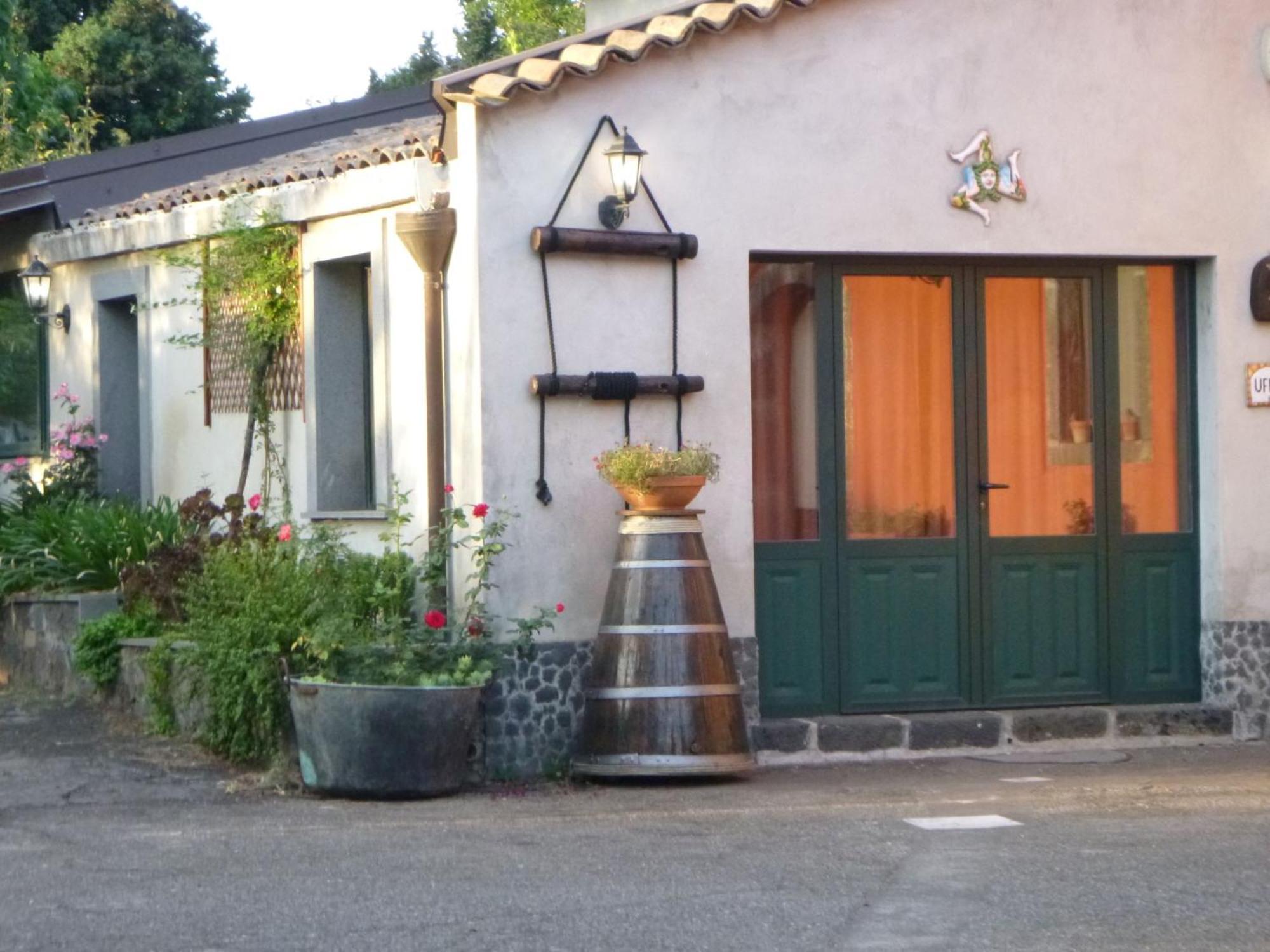 Bed and Breakfast Baglio Delle Rose à Giarre Extérieur photo